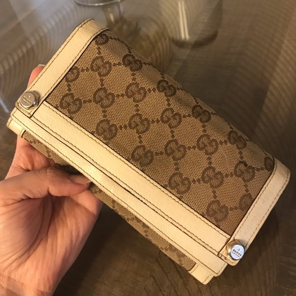 Authentic Gucci Bifold Wallet - Picture 2 of 16
